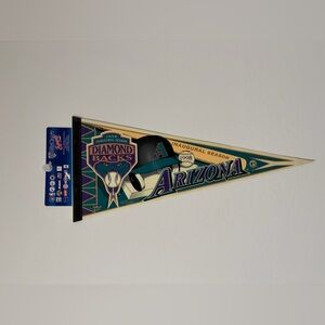 Vintage 1998 MLB Arizona Diamond Backs Inaugural Season Pennant - new with tag